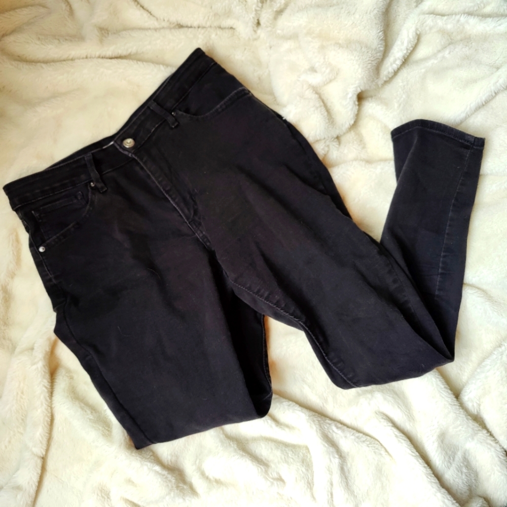 Levi's 721 high rise skinny jeans